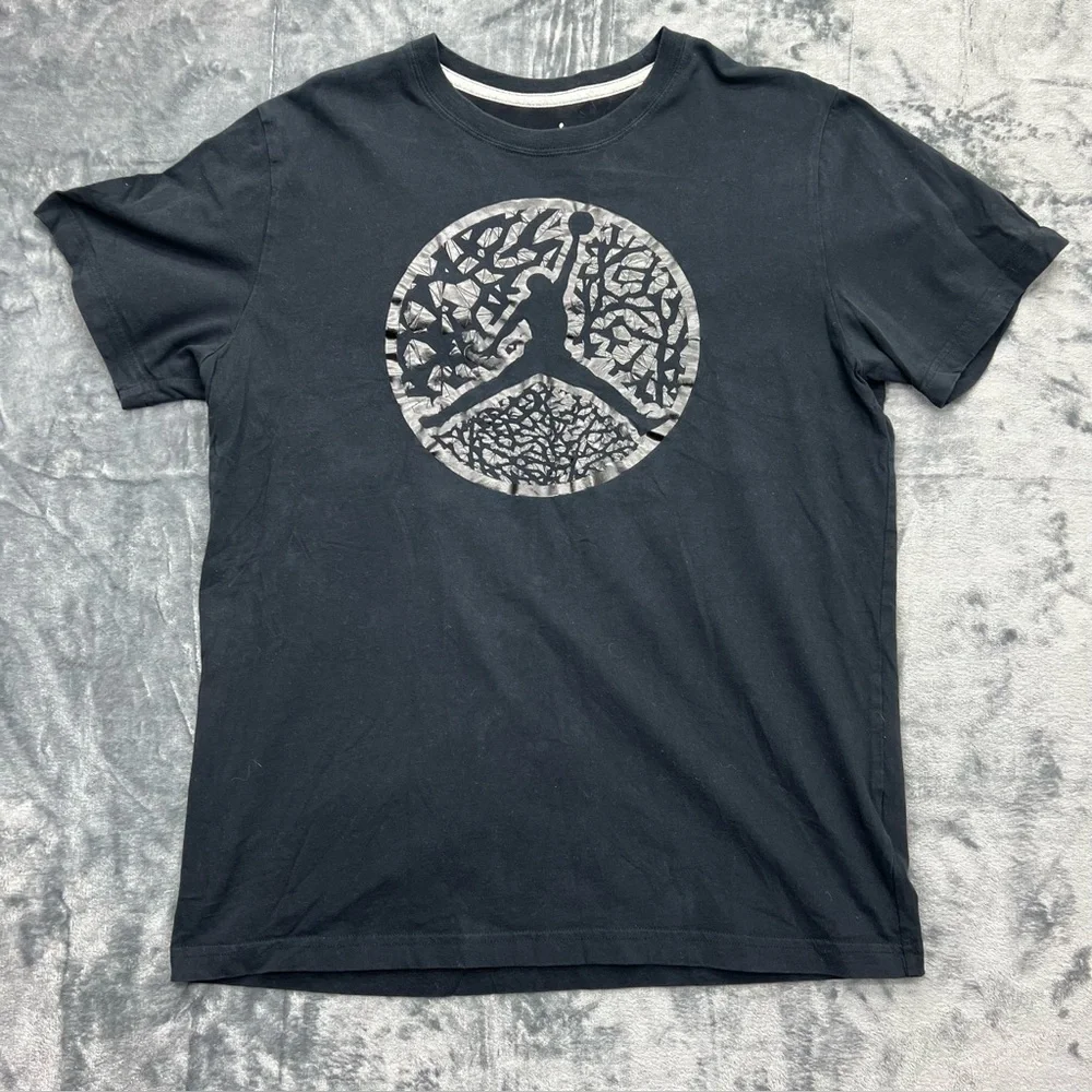 Jordan Raised Graphic T-Shirt Men's XL Black Cotton Crew Neck Short Sleeve